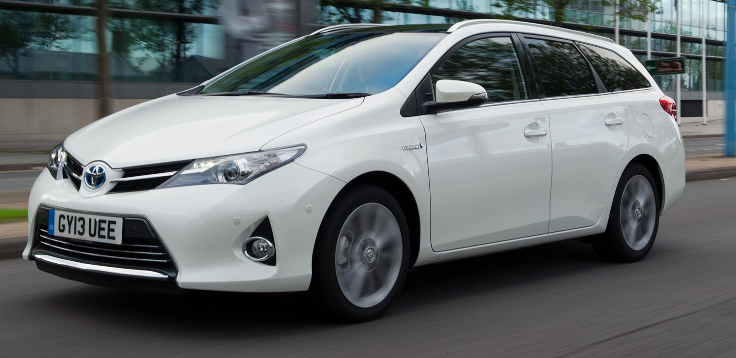 Car review: Toyota Auris Hybrid is sleek and sporty - Business Live