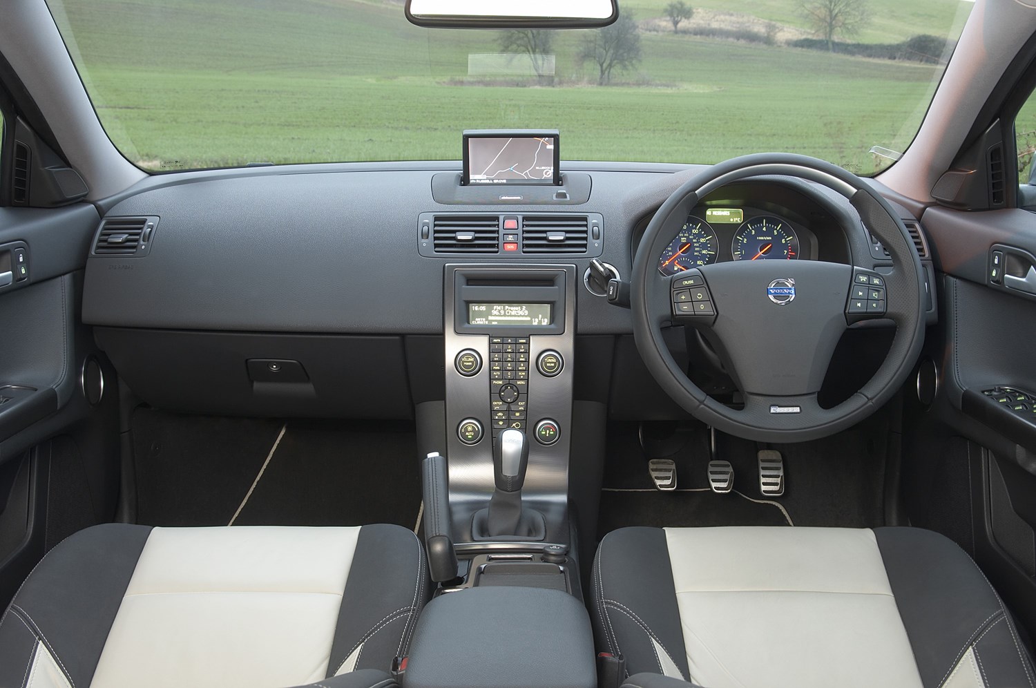 Volvo C30 Review | Motors.co.uk